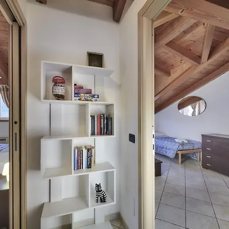 Apartamento Twins Attic In The Center Lierna