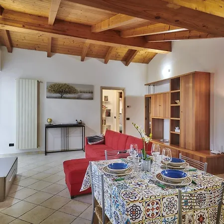 Apartment Twins Attic In The Center Lierna