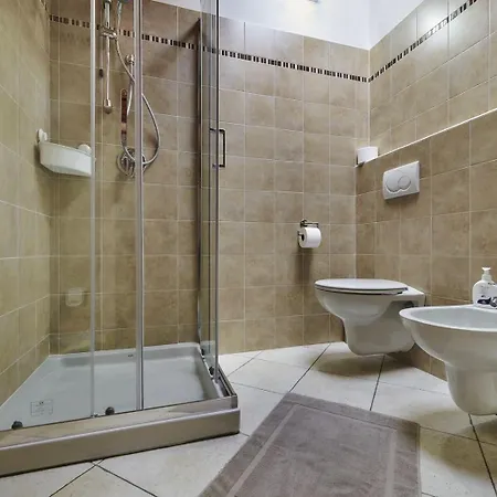 Twins Attic In The Center *