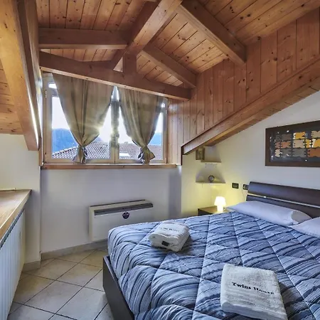 Apartment Twins Attic In The Center