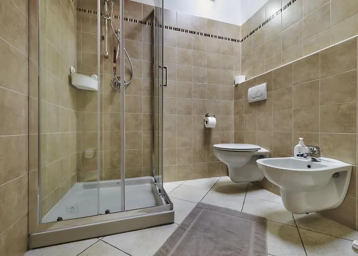 Twins Attic In The Center *